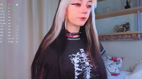 Diana online show from 09-29-25, 03:06