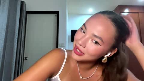 Snapshot of pameliakinsinger chatting on 04-02-26, 02:04 Kamila online show from 04-02-26, 02:04