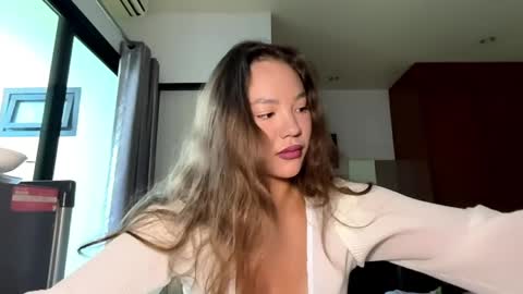 Snapshot of pameliakinsinger chatting on 04-19-26, 05:07 Kamila online show from 04-19-26, 05:07