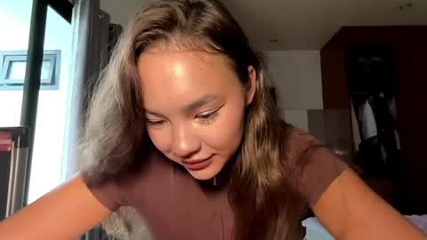 Snapshot of pameliakinsinger chatting on 04-24-26, 05:21 Kamila online show from 04-24-26, 05:21
