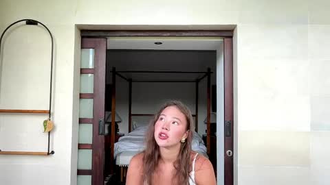 Snapshot of pameliakinsinger chatting on 04-30-26, 05:14 Kamila online show from 04-30-26, 05:14
