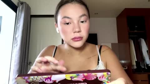Snapshot of pameliakinsinger chatting on 05-29-26, 05:16 Kamila online show from 05-29-26, 05:16