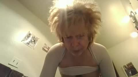 paminpantyhose online show from 10-07-25, 06:16