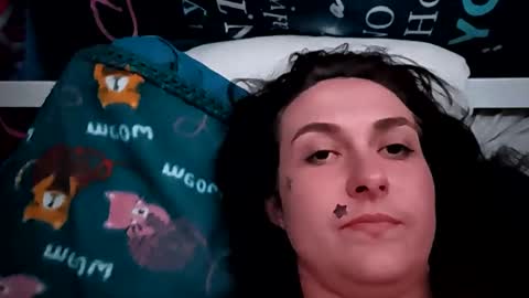 Snapshot of panda66696 chatting on 10-22-25, 04:35 panda66696 online show from 10-22-25, 04:35