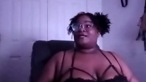 Snapshot of pandamami chatting on 01-10-26, 02:57 pandamami online show from 01-10-26, 02:57