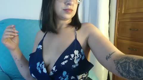 Carolinesworldx online show from 01-20-25, 03:37