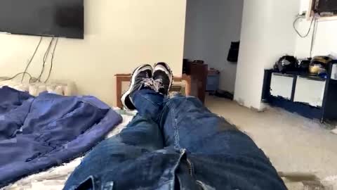 Alone online show from 11-10-25, 07:35