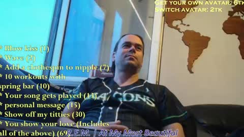 Snapshot of pannenkoekenkeizer chatting on 05-06-26, 06:46 Chris online show from 05-06-26, 06:46