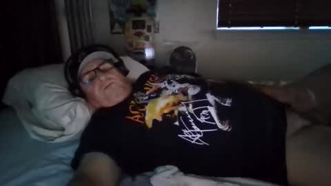 panos online show from 12-14-25, 11:09