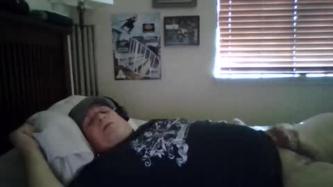 panos online show from 04-16-26, 02:51