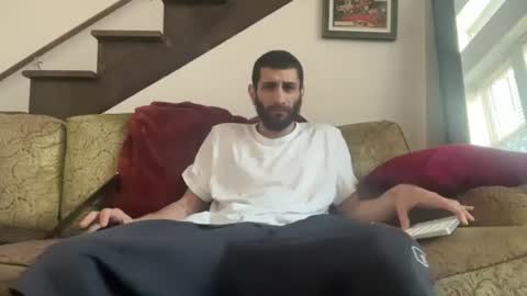 Snapshot of pantslesstraveler_plt chatting on 07-05-26, 12:34 PantsLessTraveler online show from 07-05-26, 12:34