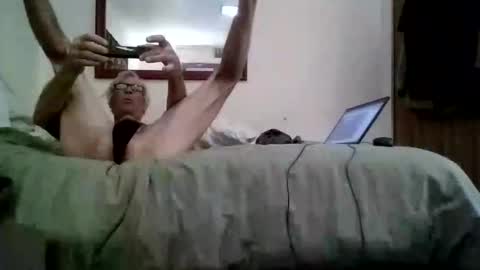 Snapshot of pantyman6216 chatting on 01-13-26, 08:36 pantyman6216 online show from 01-13-26, 08:36