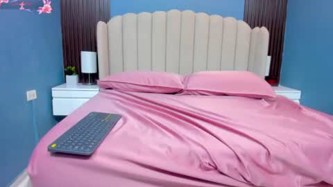 Snapshot of pao_bunny chatting on 06-18-26, 07:40 Luly online show from 06-18-26, 07:40