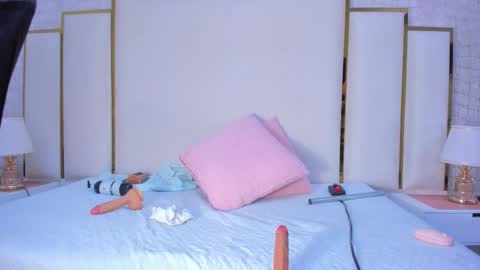 Paola  online show from 12-03-25, 11:30