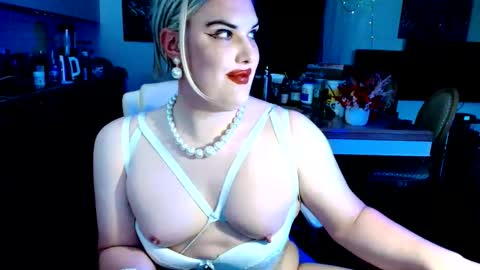 Sarina Williams online show from 06-08-26, 01:44