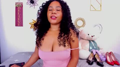 Snapshot of paolitaken chatting on 10-28-25, 01:42 paolitaken online show from 10-28-25, 01:42