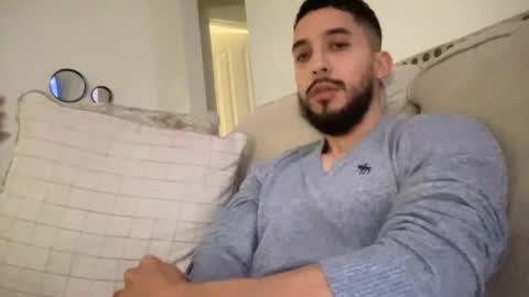 papicubano_guapo23cm online show from 02-23-25, 01:10