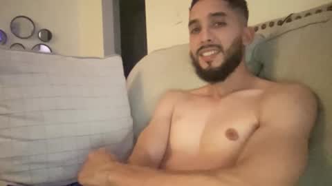 papicubano_guapo23cm online show from 10-07-25, 03:25