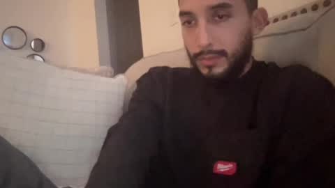 papicubano_guapo23cm online show from 11-02-25, 06:05