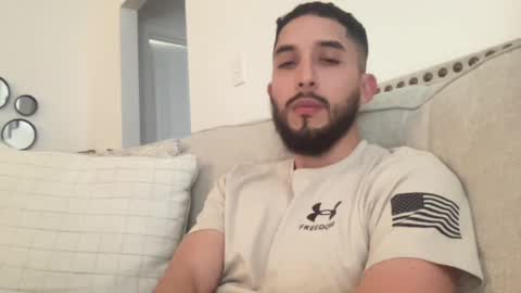 papicubano_guapo23cm online show from 11-16-25, 06:02