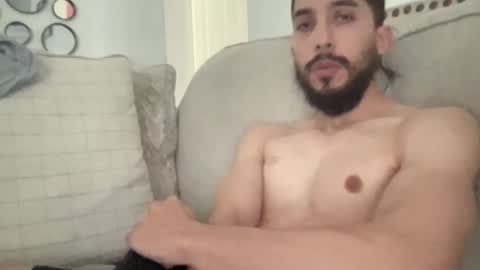 papicubano_guapo23cm online show from 03-05-26, 01:40