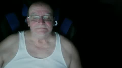 papilly online show from 04-22-26, 08:28