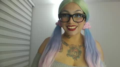 paprika 01sx online show from 03-12-25, 05:24