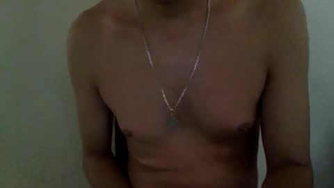 Snapshot of papy_dani33 chatting on 04-20-26, 02:31 papy_dani33 online show from 04-20-26, 02:31