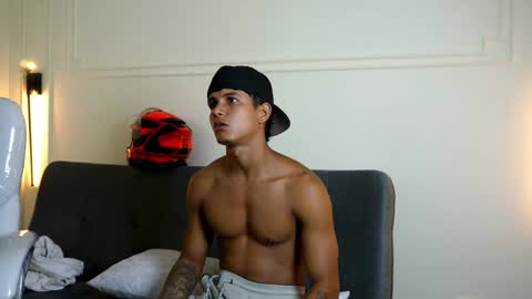 Ryan And Casper online show from 02-07-25, 03:23