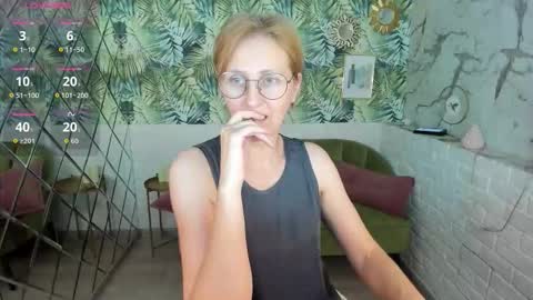 Paris online show from 02-27-26, 01:00