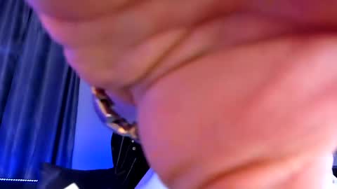 Paris online show from 03-02-25, 05:12