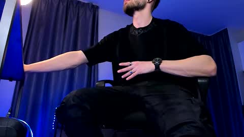 Paris online show from 03-04-26, 01:00