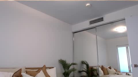 ParisBabyxox online show from 01-26-25, 05:13