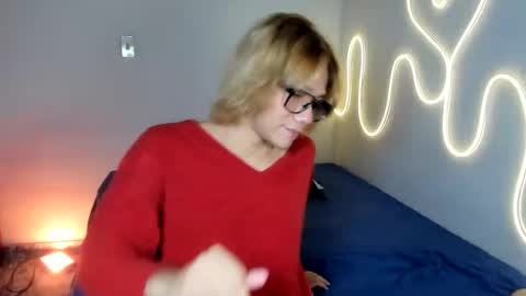 connie online show from 12-09-24, 09:48