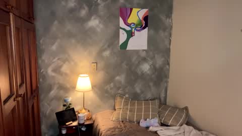 connie online show from 02-05-25, 10:44