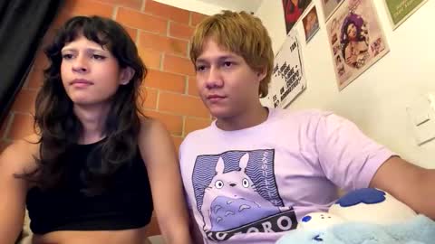 connie online show from 12-05-25, 08:23