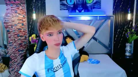 park_jimin1 online show from 09-13-25, 02:44