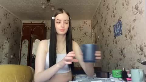 Milana online show from 05-20-26, 04:51
