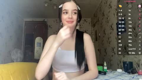 Milana online show from 06-04-26, 01:50