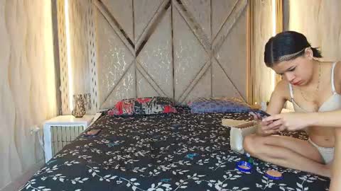 Danna online show from 06-30-26, 01:45