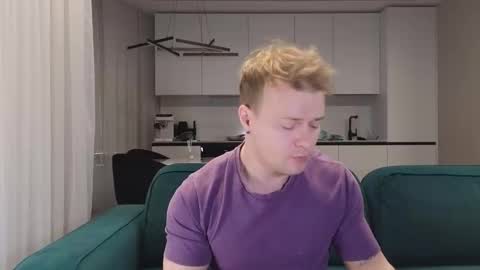 Pashka online show from 02-25-25, 08:14