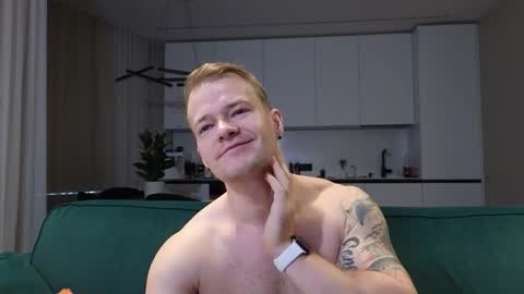 Pashka online show from 10-31-25, 06:47