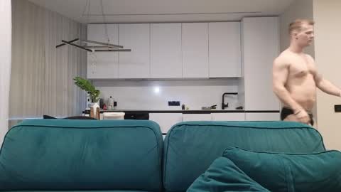 Pashka online show from 04-01-26, 06:14