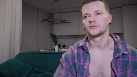 Snapshot of pashka_x chatting on 04-25-26, 06:27 Pashka online show from 04-25-26, 06:27