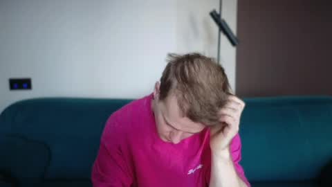 Snapshot of pashka_x chatting on 06-03-26, 06:27 Pashka online show from 06-03-26, 06:27