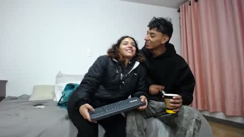 pasionados online show from 10-14-25, 02:56