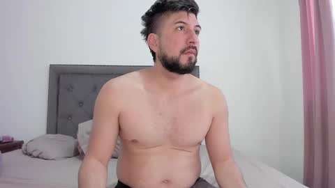 Snapshot of pasionaleshot69 chatting on 09-13-25, 10:48 Violetafantasy online show from 09-13-25, 10:48