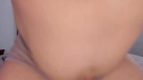 Snapshot of pasionaleshot69 chatting on 10-08-25, 10:57 Violetafantasy online show from 10-08-25, 10:57