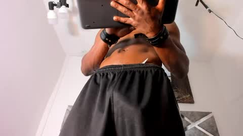 passion_black_ online show from 05-14-26, 04:14