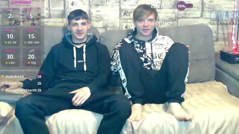 Snapshot of passionate_bonds chatting on 05-15-26, 11:12 Max tall dark-haired guy with tattoos and Phil blond-haired online show from 05-15-26, 11:12